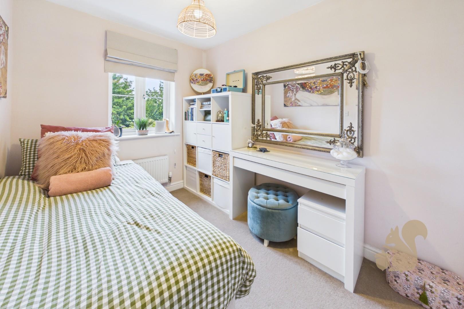 2nd Bedroom